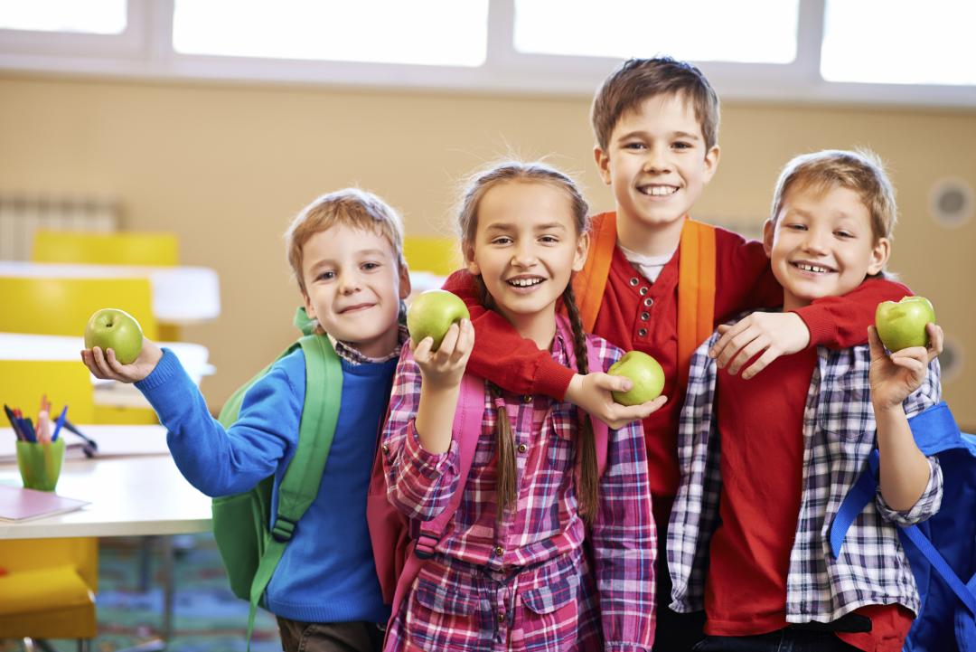 Program UE: fructe şi legume în şcoli. România primește 17 milioane de euro
